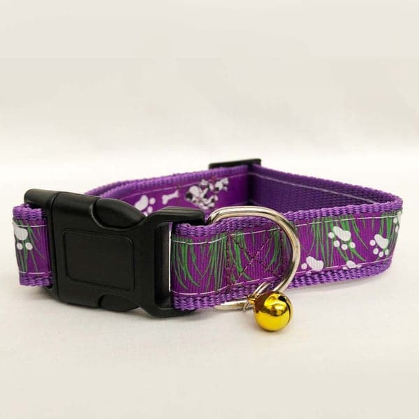 Collar Grande Varios Diseños C/cascabel 1pz